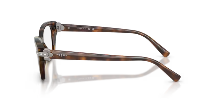Vogue VO5704B